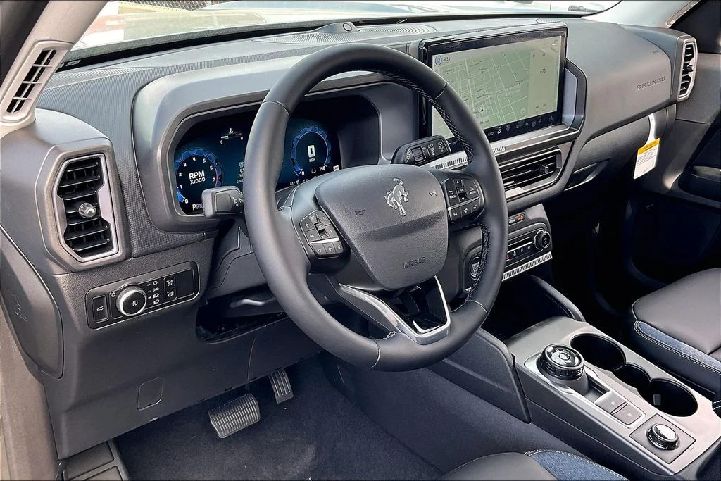 New 2025 Azure Gray Metallic Tri-Coat Ford Outer Banks® image 13