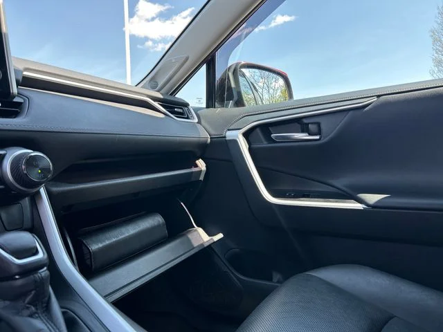 Used 2021 Red Toyota Limited image 19