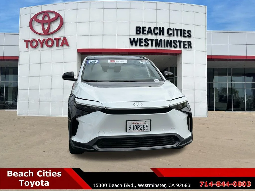 Certified Used 2025 Beige Toyota XLE image 3