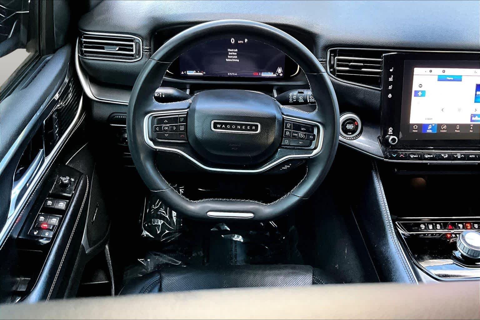 Used 2022 Diamond Black Crystal Pearlcoat Jeep Series I image 6