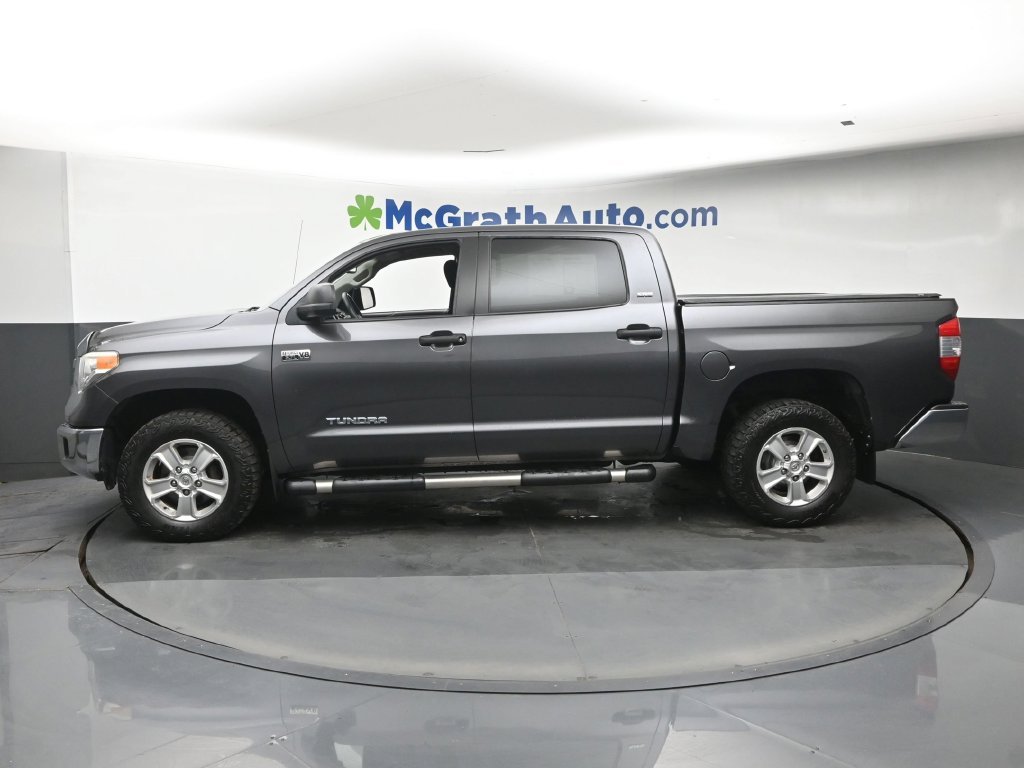 Used 2017 Gray Toyota SR5 image 23