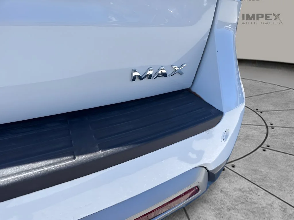 Used 2023 White Ford Limited image 33