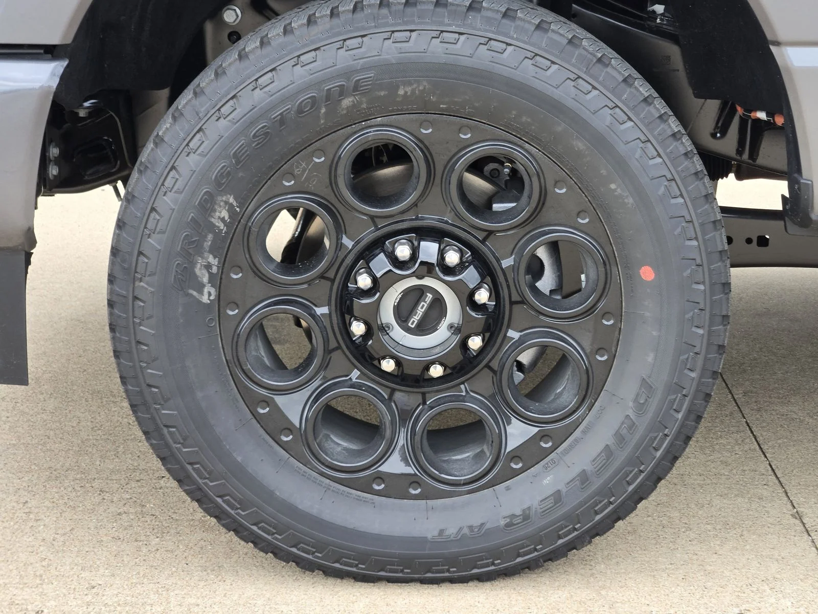 New 2026 Carbonized Gray Metallic Ford F-250® XLT image 7