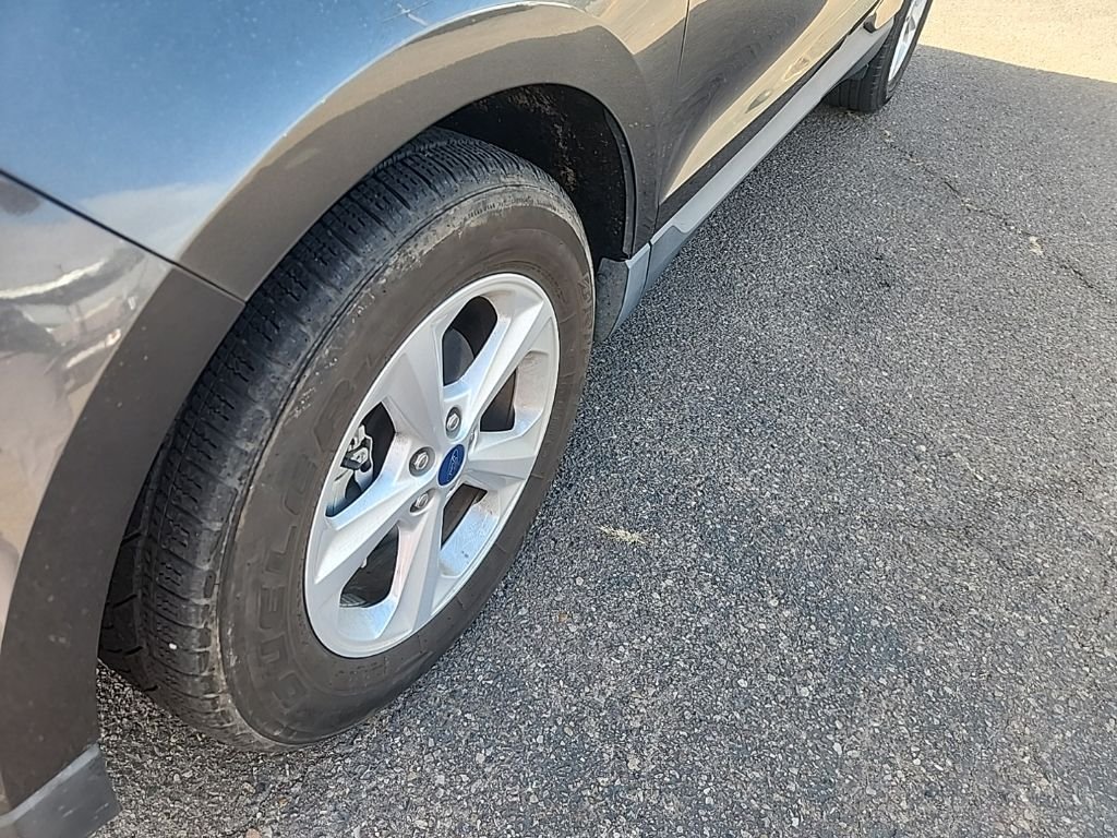 Used 2020 Gray Ford SE image 7