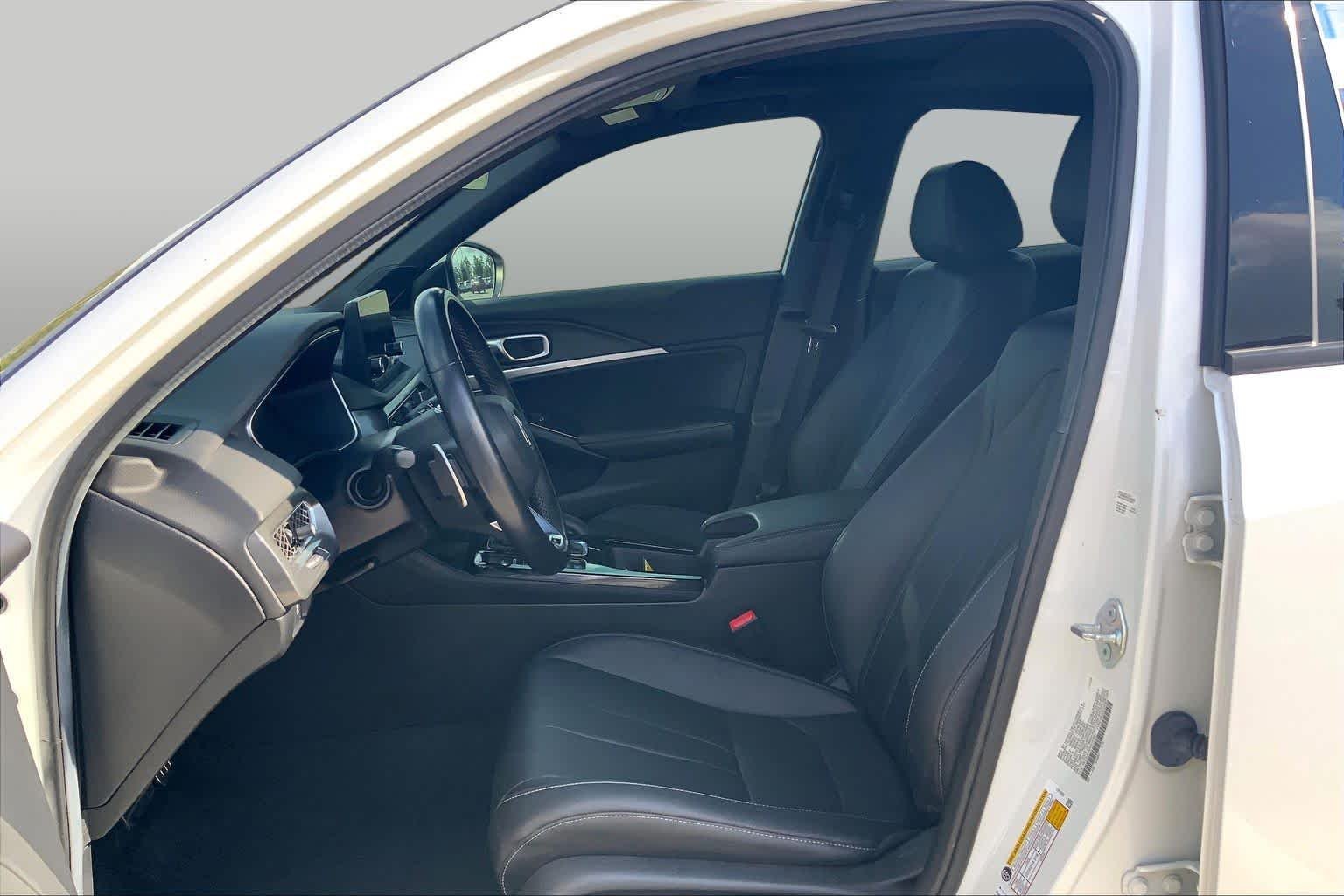 Used 2024 Platinum White Pearl Acura w/A-Spec Package image 8
