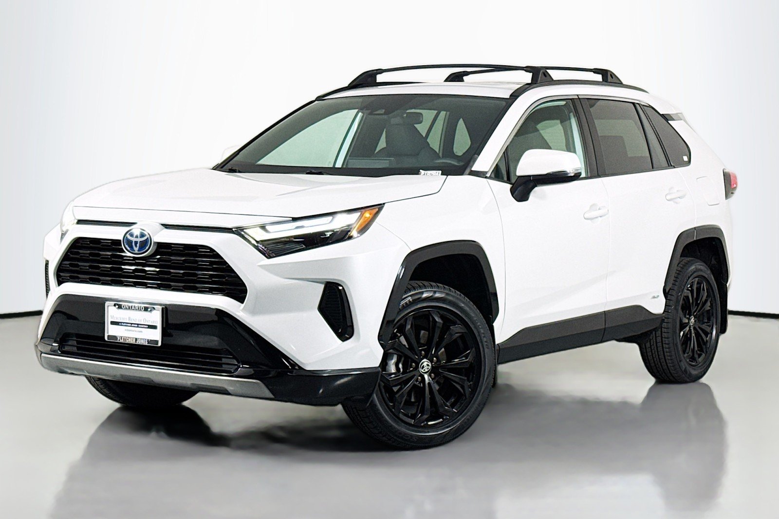 2024 Toyota RAV4 Hybrid SE AWD's photo