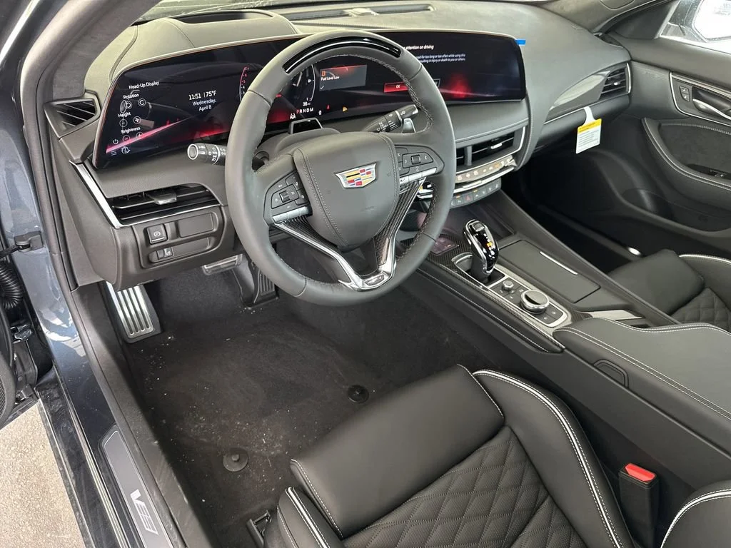 2026 Cadillac CT5 V-Series - Photo 10