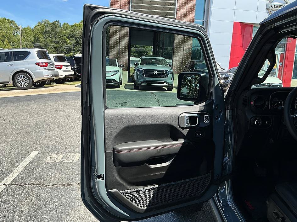 Used 2025 Anvil Clearcoat Jeep Rubicon image 11