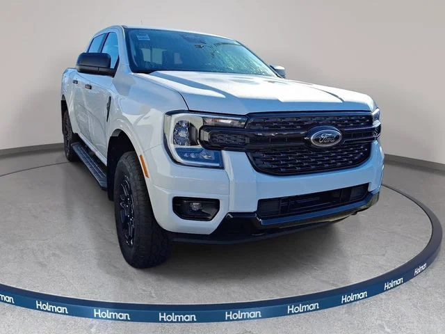 New 2026 Oxford White Ford XLT image 3