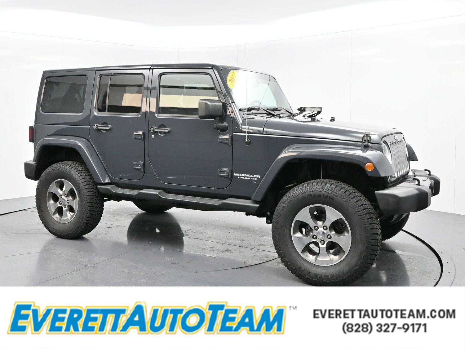 2017 Jeep Wrangler Unlimited Sahara