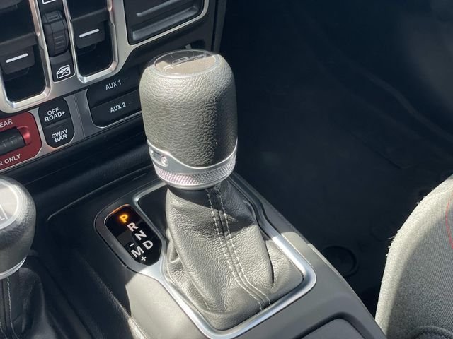 Used 2025 White Jeep Rubicon image 30