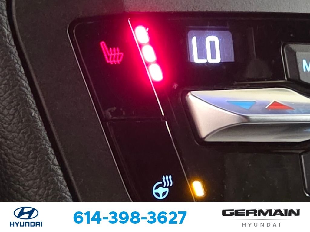 Used 2020 Brown Ford XLT image 30