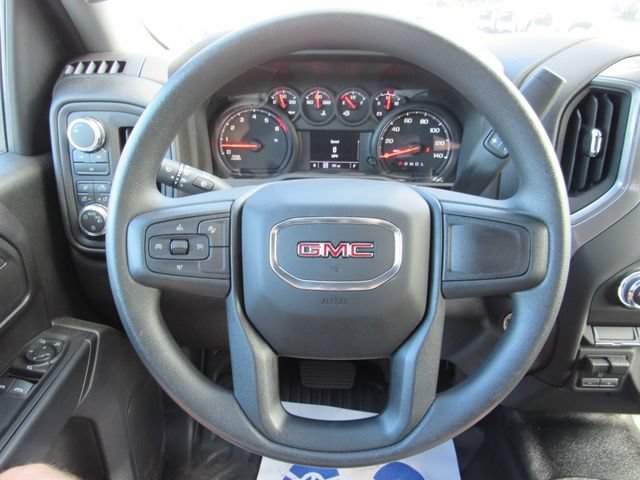 2026 GMC Sierra 3500 Chassis Cab Pro - Photo 17