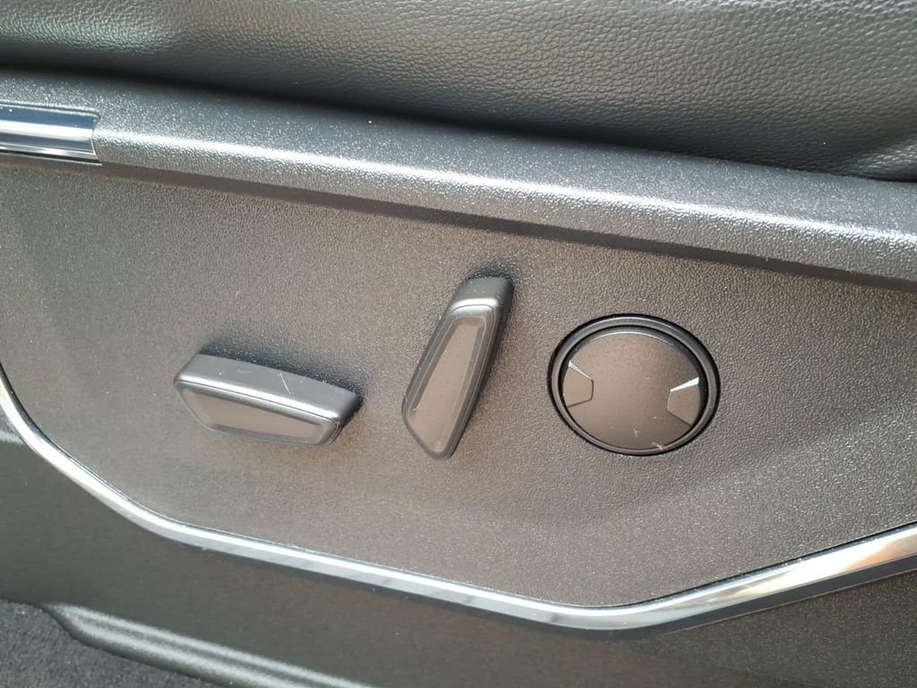 Certified Used 2023 White Metallic Ford Lariat image 21