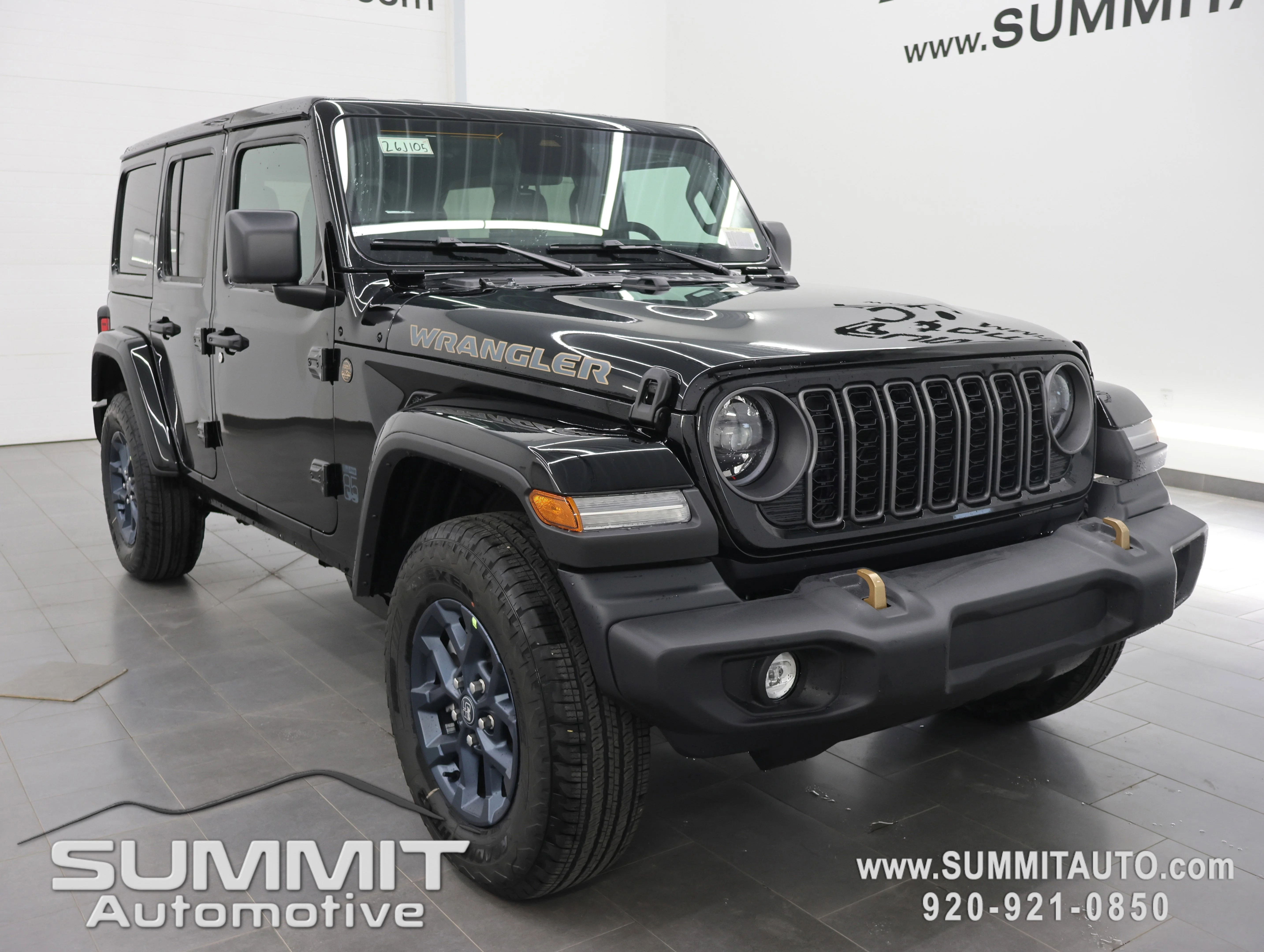 New 2026 Black Clear-Coat Exterior Paint Jeep 85th Anniversary Edition image 2
