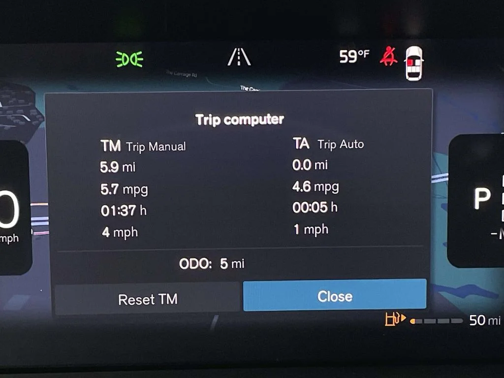 New 2026 Onyx Black Metallic Volvo Core image 15