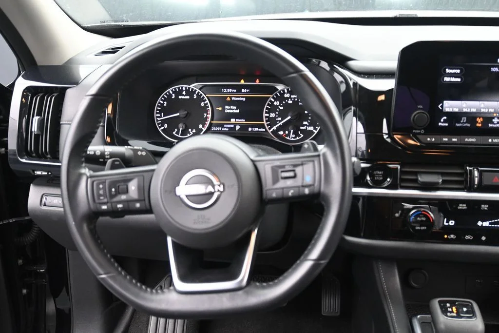 2025 Nissan Pathfinder SV - Photo 20