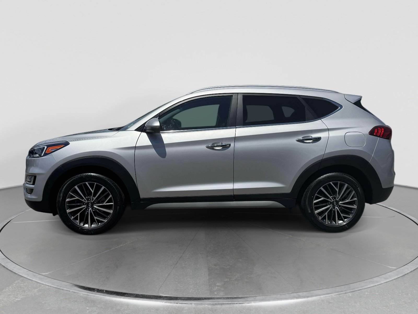 Certified Used 2021 Silver Hyundai Limited image 4