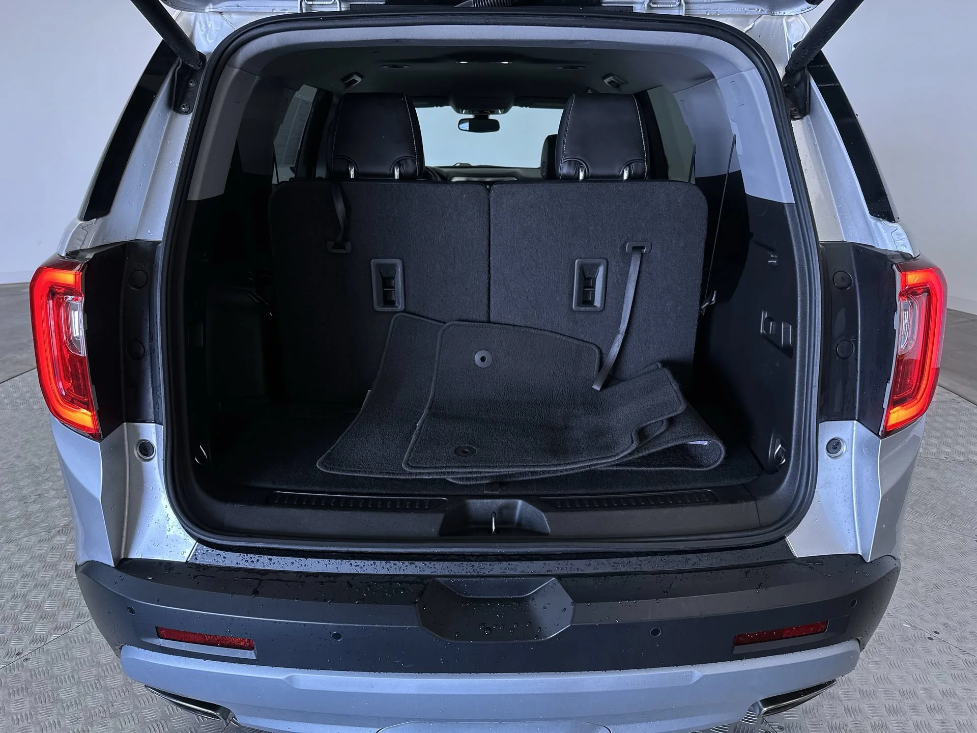 2020 GMC Acadia SLT - Photo 24