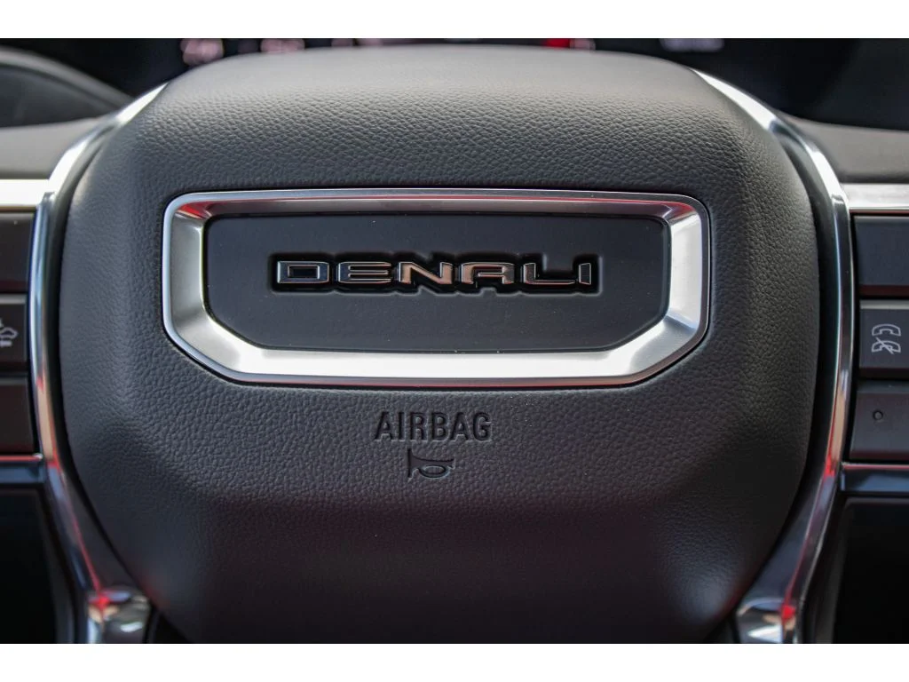 New 2026 GLACIER METALLIC GMC 4WD Denali image 38