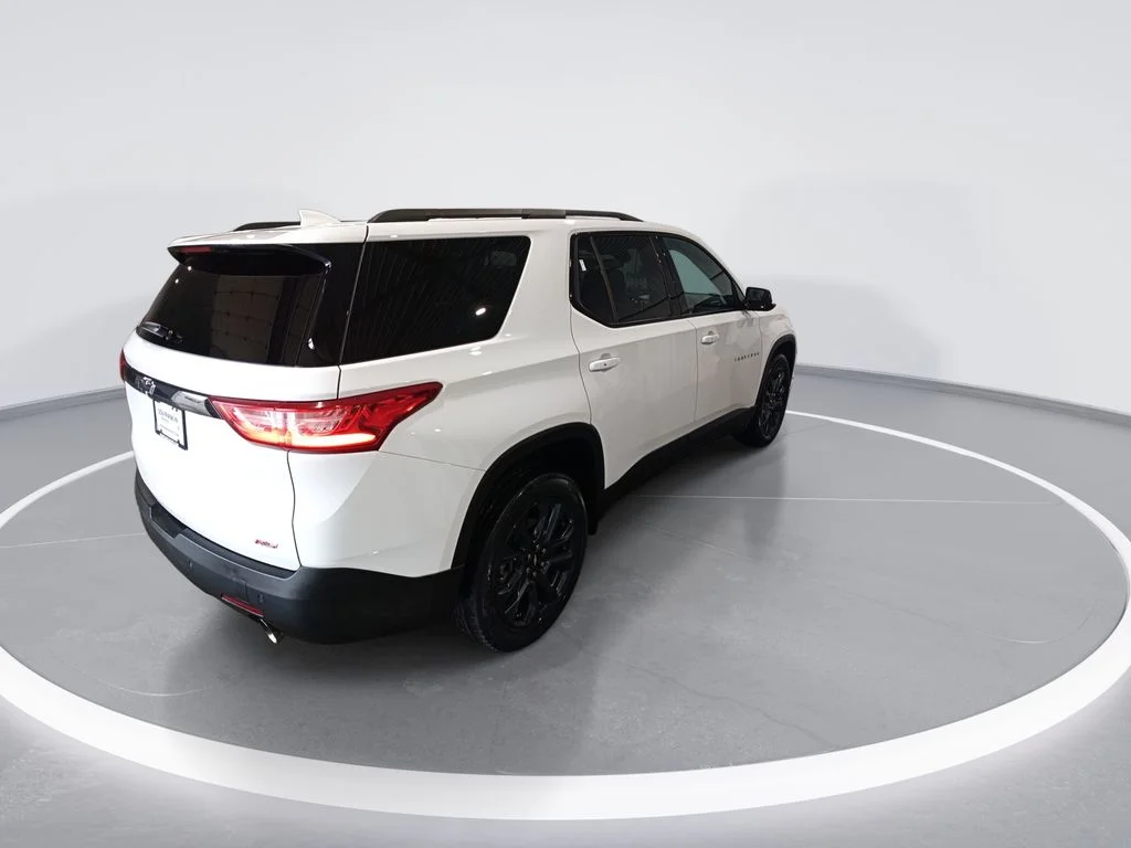 Used 2021 White Chevrolet RS image 8
