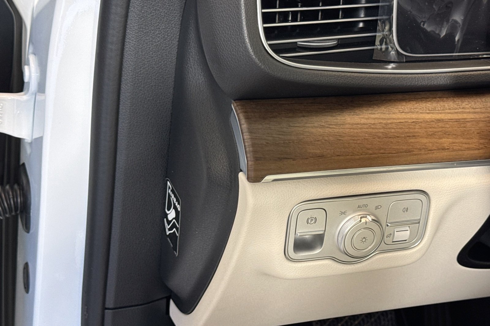 New 2026 Polar White Mercedes-Benz GLE 450 image 10