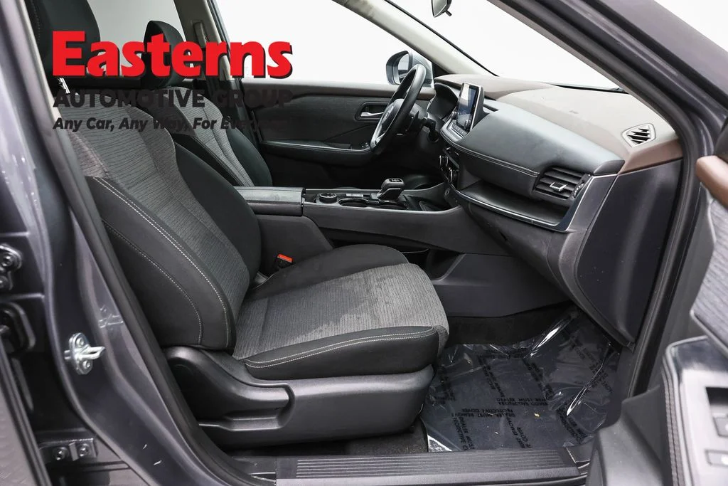 Used 2023 Gray Nissan SV image 24