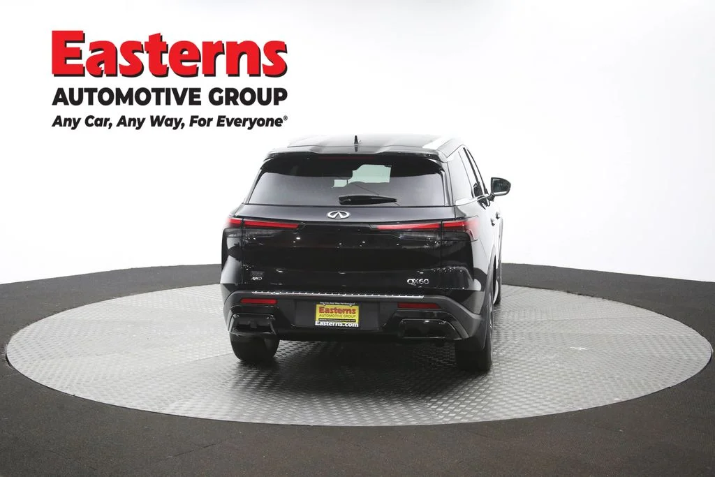 Used 2023 Black INFINITI LUXE image 43