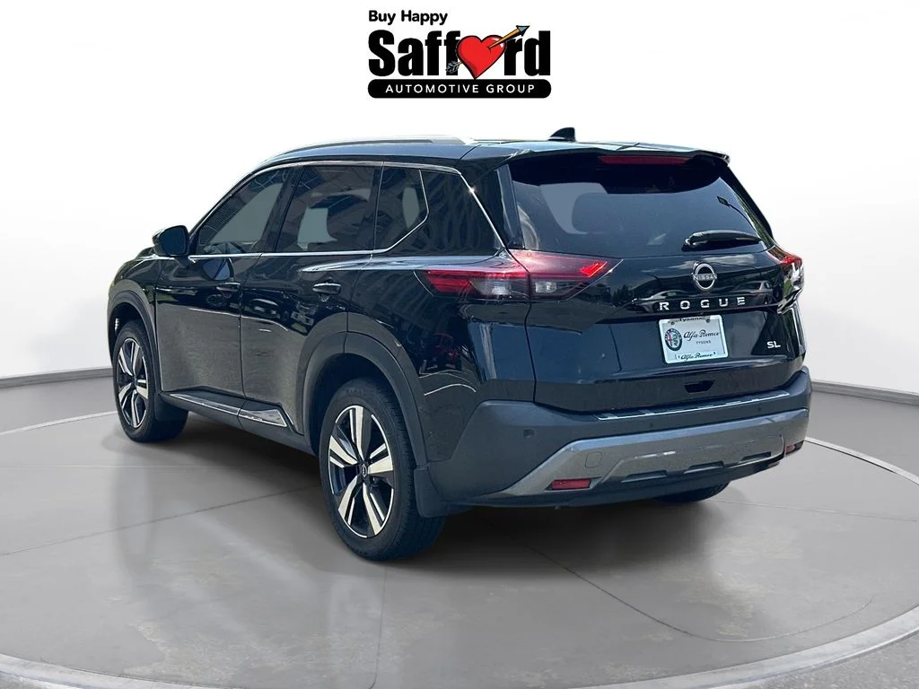 Used 2023 Super Black Nissan SL image 6