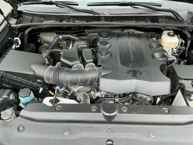 Used 2022 Black Toyota SR5 Premium image 16