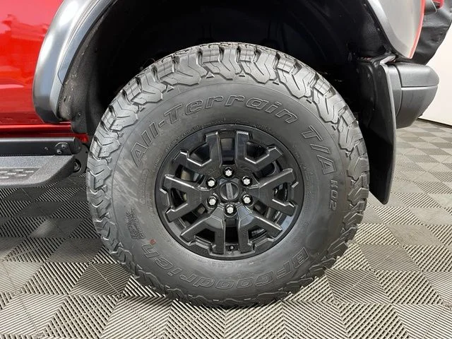 Used 2024 Red Ford Raptor image 13