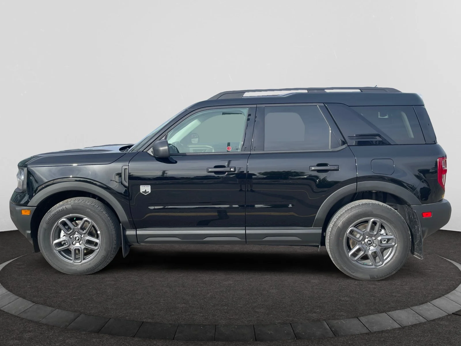 New 2026 Shadow Black Ford Big Bend image 2