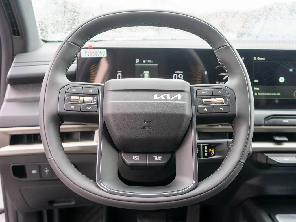 New 2027 Glacial White Pearl Kia S image 17