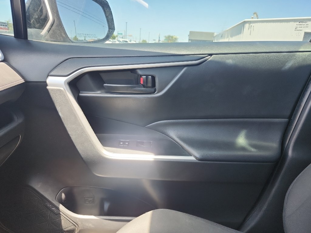Used 2022 Silver Sky Metallic Toyota LE image 27