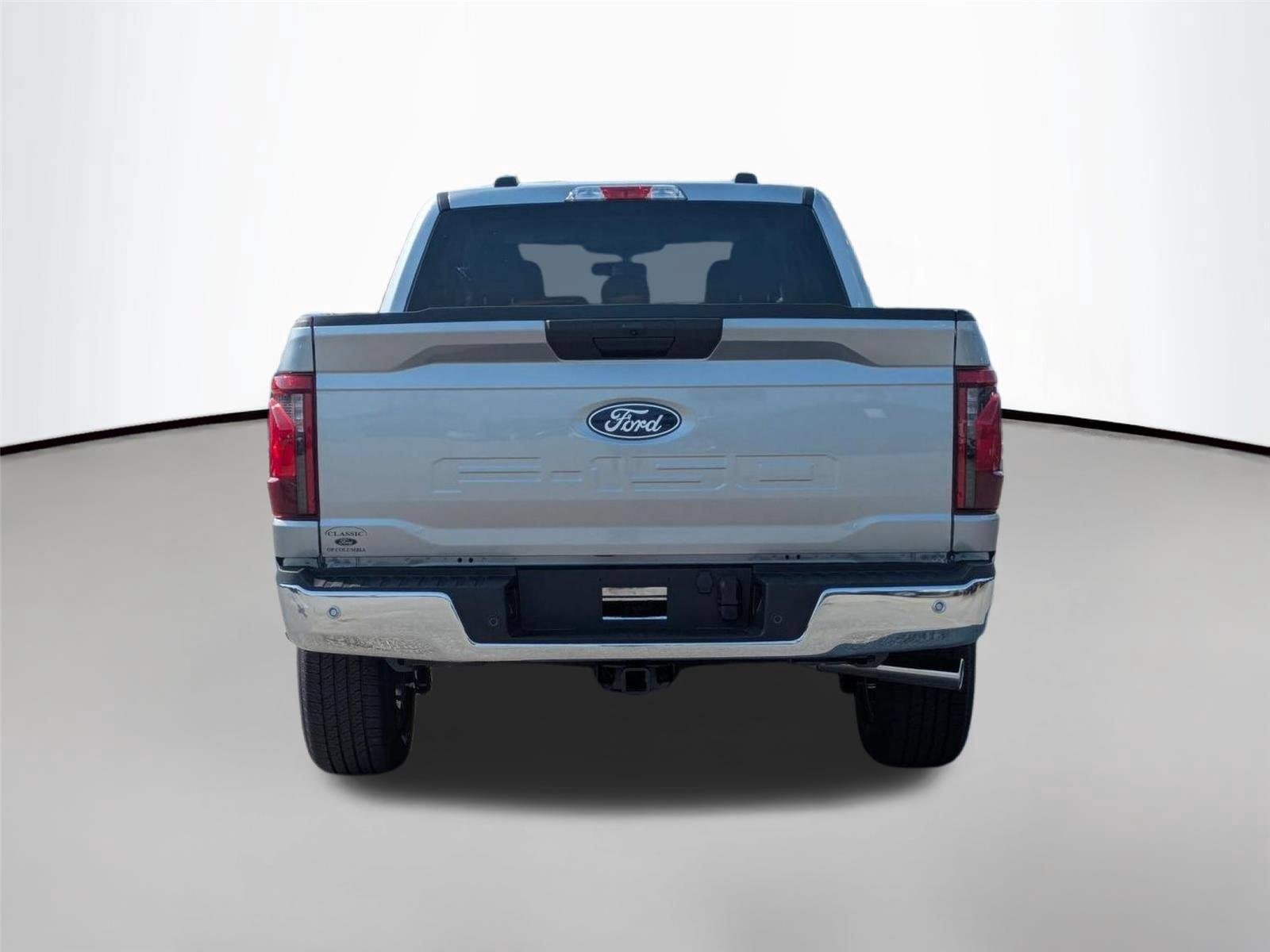 New 2026 Iconic Silver Metallic Ford XLT image 6