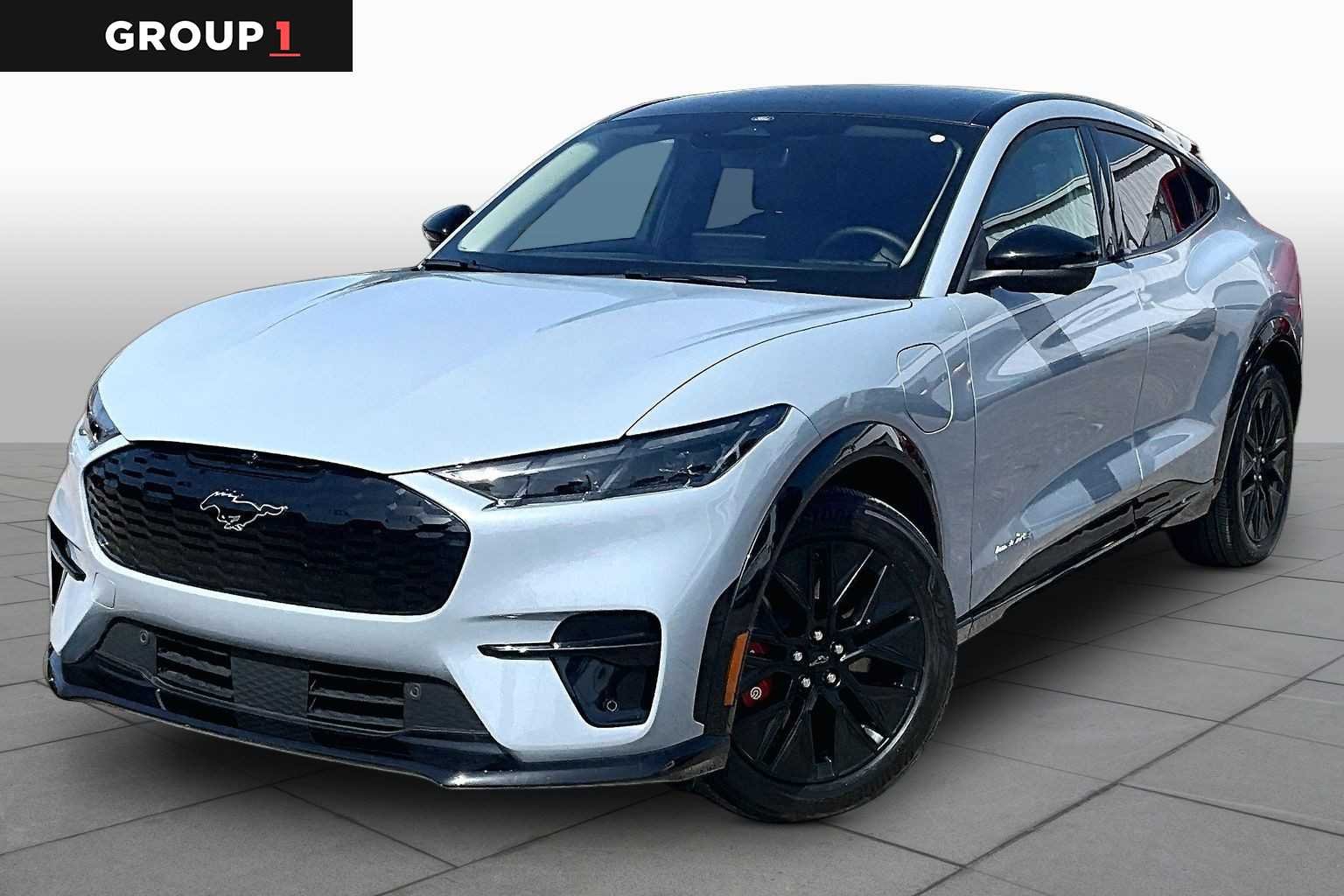 2025 Ford Mustang-Mach-e Premium's photo