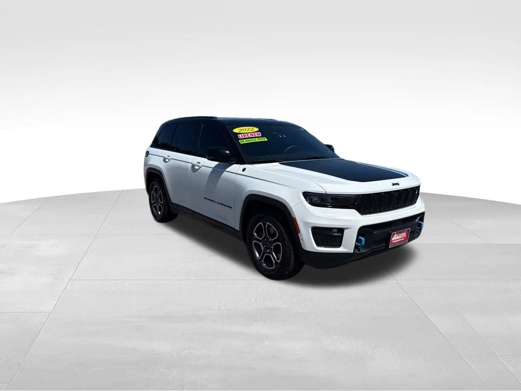 Used 2022 White Jeep Trailhawk 4xe image 8