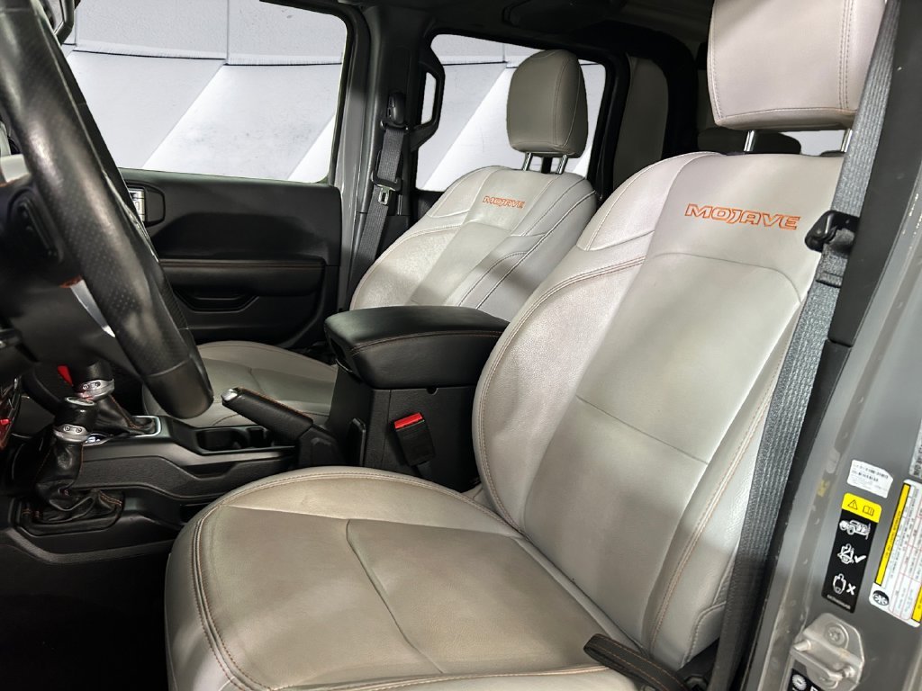 Used 2023 Gray Jeep Mojave image 8