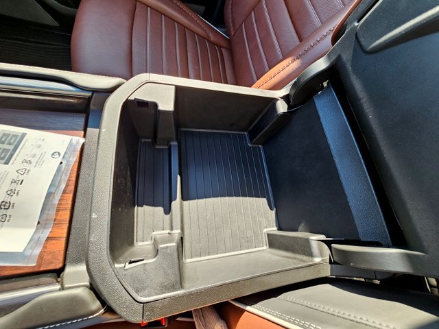 2024 GMC Yukon Denali Ultimate - Photo 50