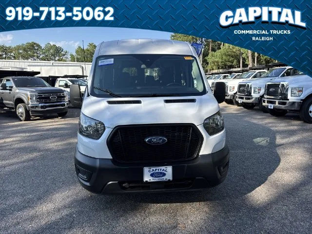 Used 2024 White Ford XL image 4