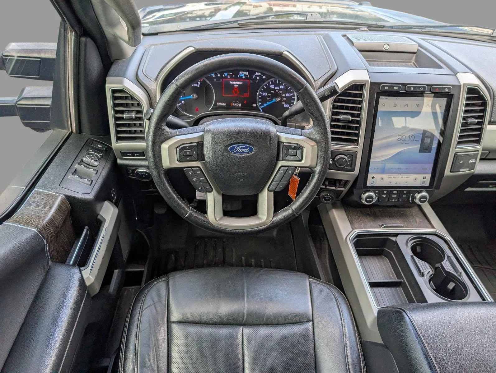 Used 2020 Agate Black Ford Lariat image 32