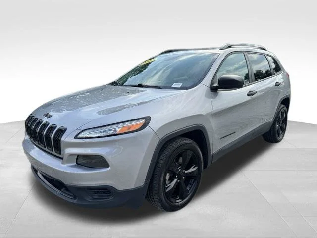 Used 2017 Silver Jeep Sport image 3