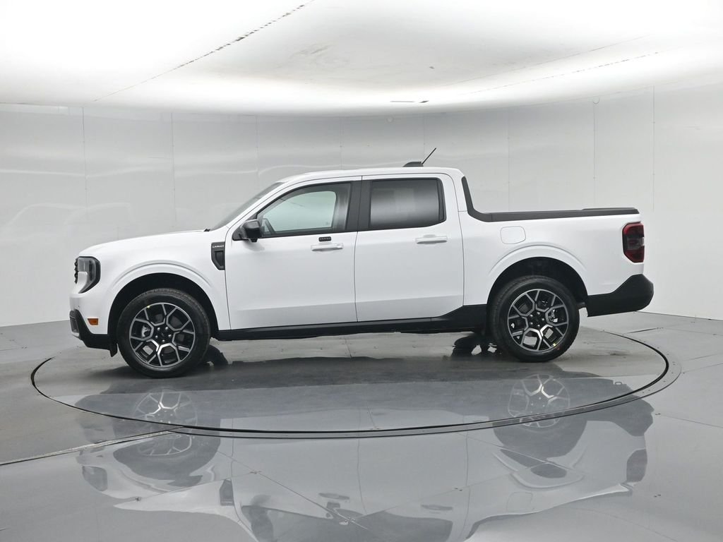 New 2026 Oxford White Ford Lariat image 30