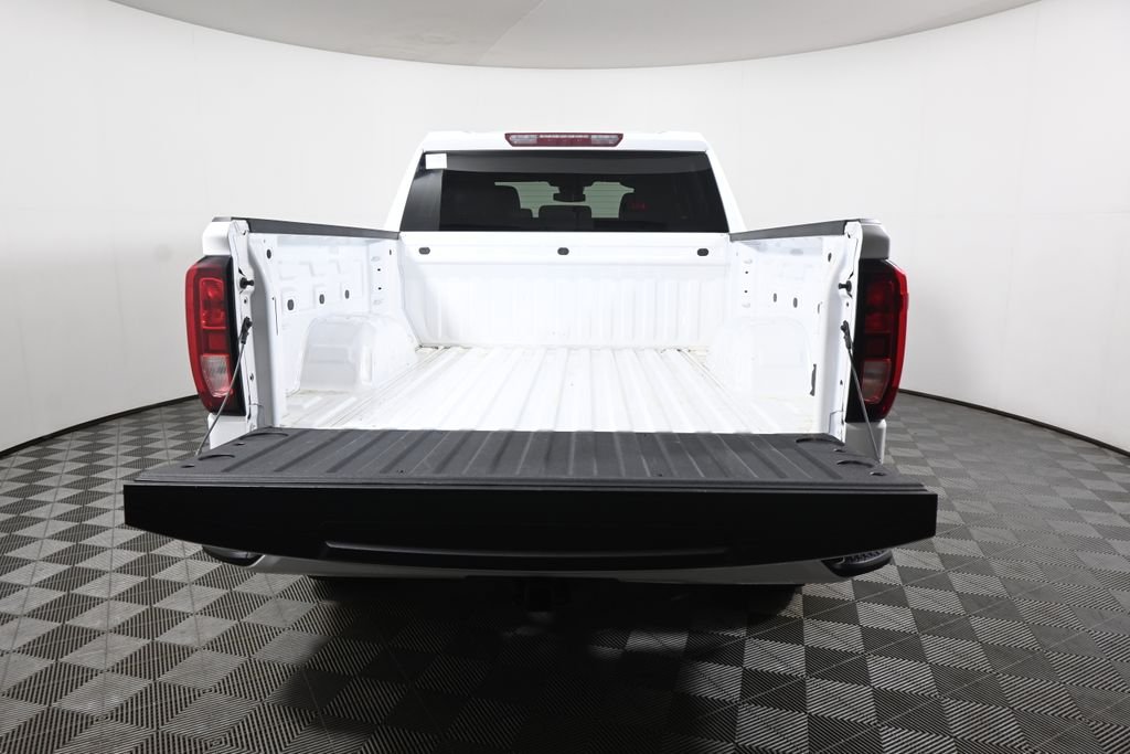 Used 2025 White GMC Elevation image 34