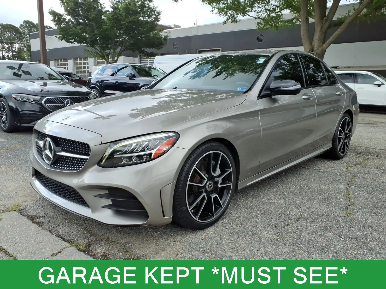 2020 Mercedes-Benz C-Class C300's photo