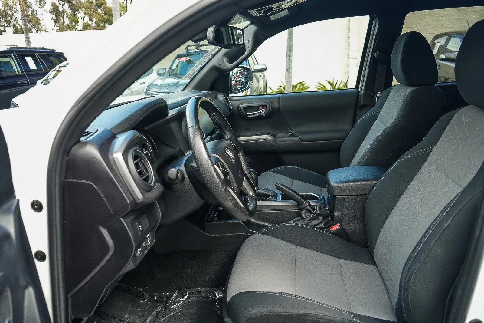 2023 Toyota Tacoma TRD Off Road - Photo 17