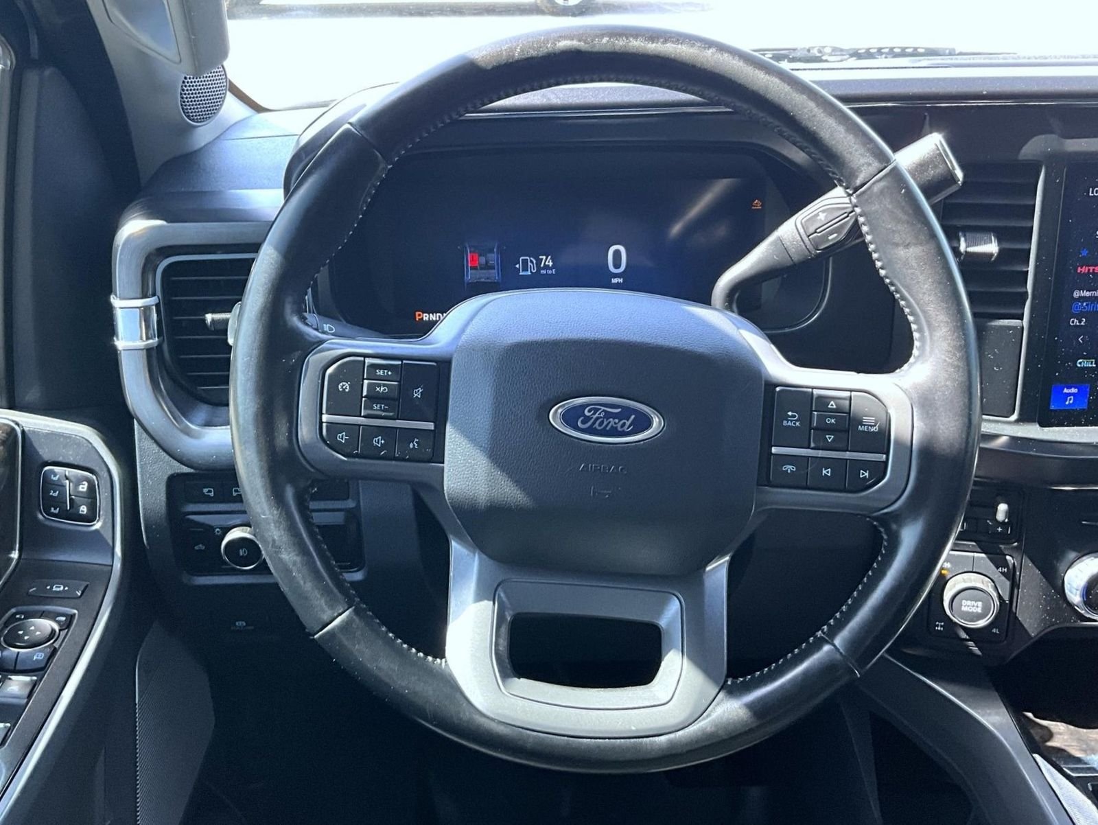 Used 2023 Silver Ford Lariat image 13