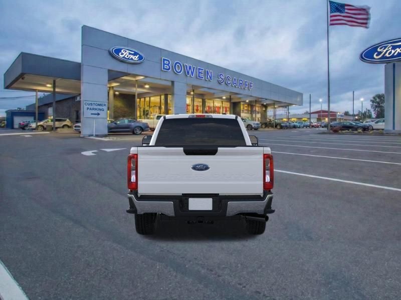 New 2026 Oxford White Ford XLT image 5