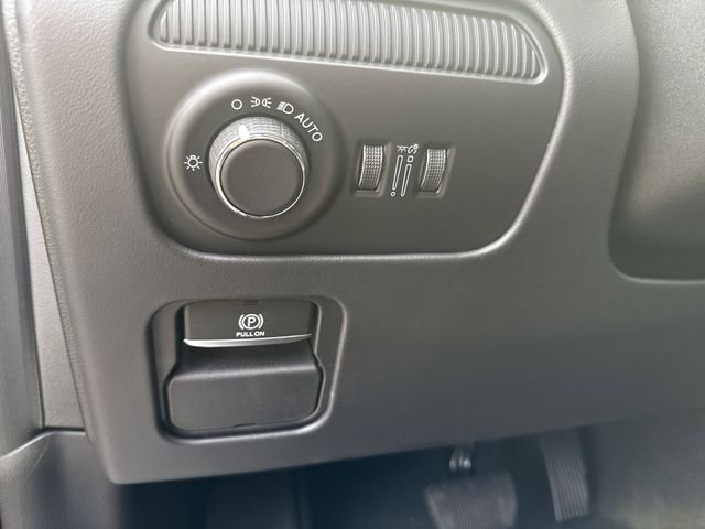 New 2026 Black Jeep Summit Reserve image 34