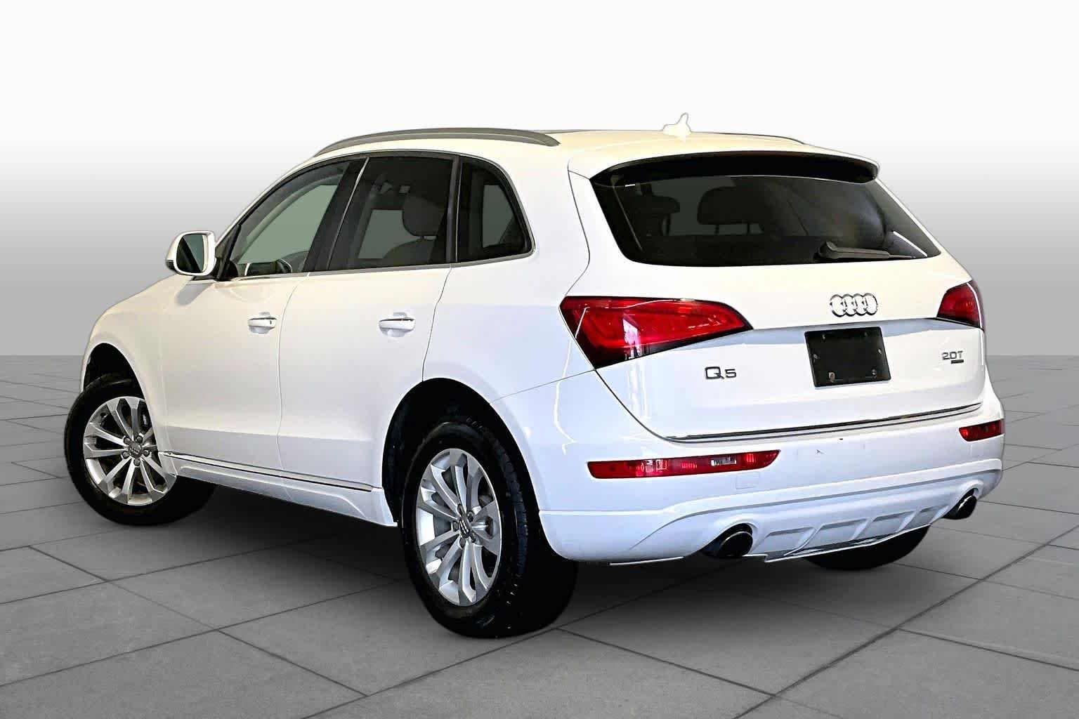 Used 2015 Ibis White Audi Premium image 12